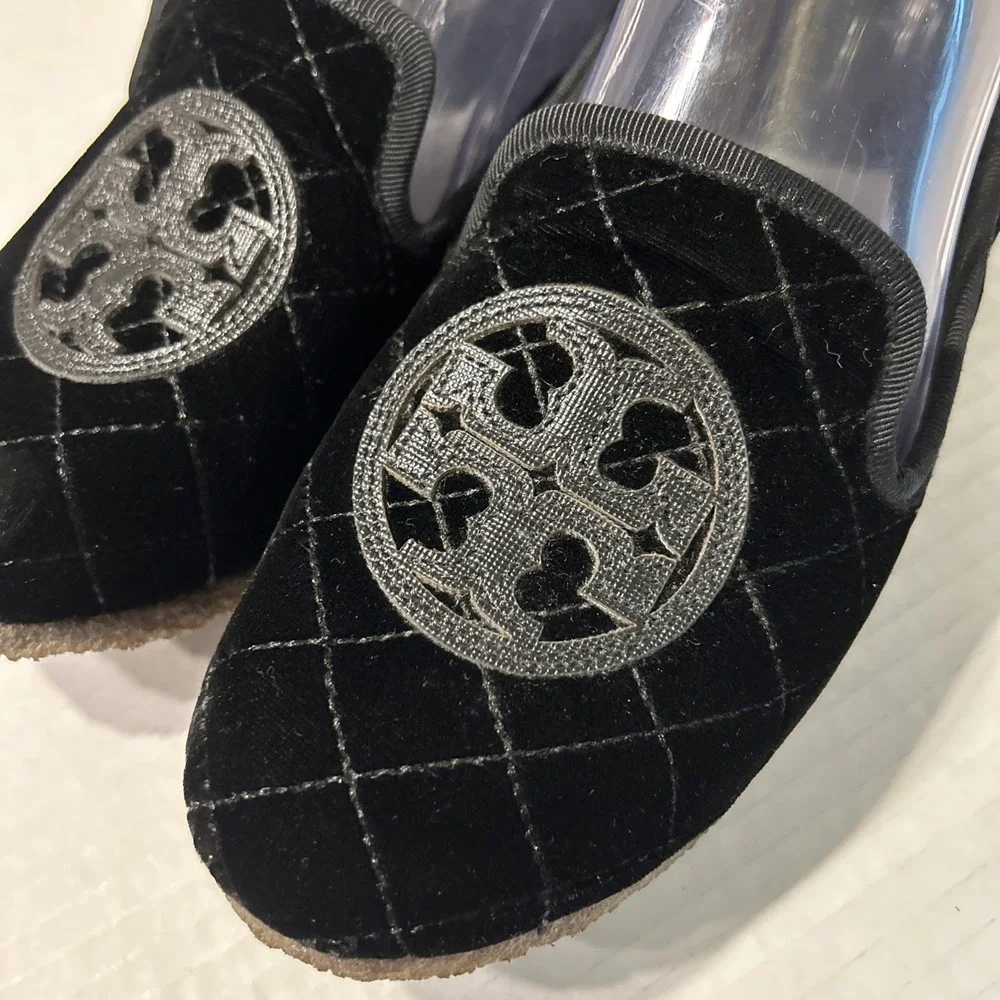 Tory Burch Black Billy Quilted Velvet Loafer Slippers Size 7